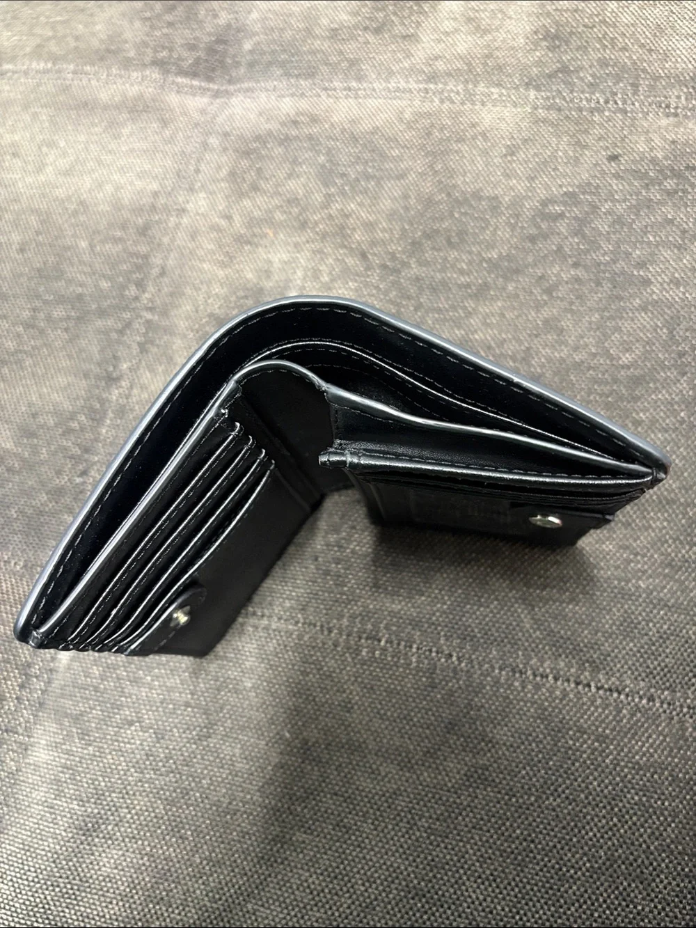 Michael Kors Bifold Snap Closure Leather Wallet - Picture 4 of 6